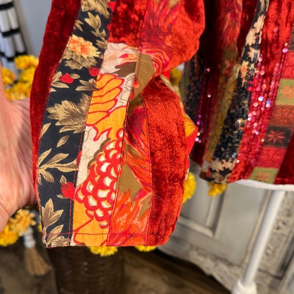 Coldwater Creek Vintage Red Velvet Floral Patchwork Jacket - Picture 5 of 11